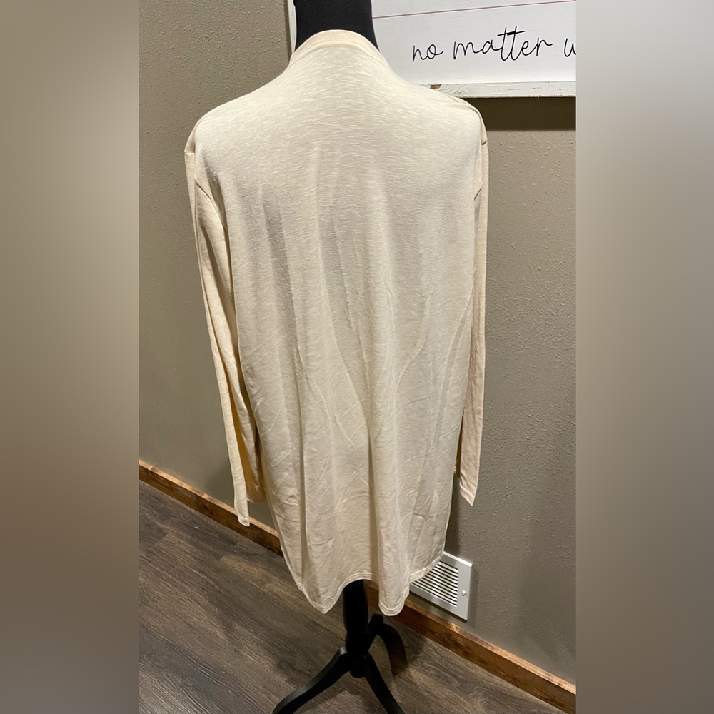 Lightweight Button Cardigan - Picture 5 of 7